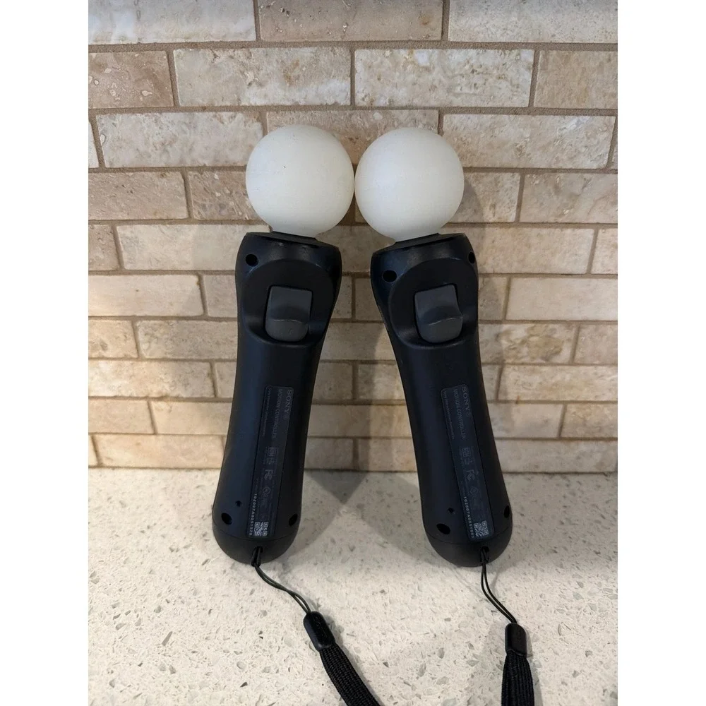 PS4 Move Motion Controller‎ CECH ZCM1U Bundle Sony VR